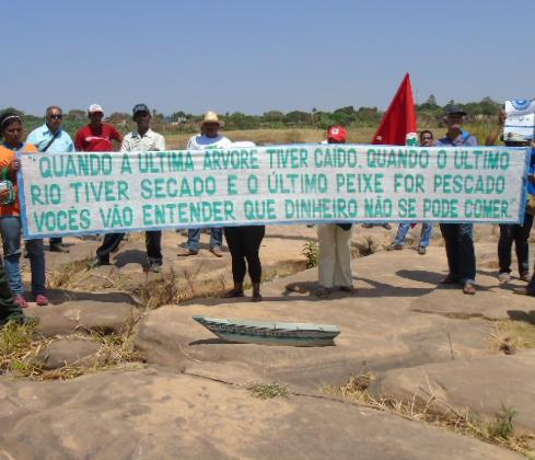 Um dos principais sinais de m u d a n ç a s c l i m á t i c a s identificados e que prejudica substancialmente a atividade pesqueira é a