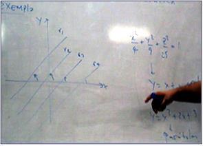 3 para acessarem o winplot 1, mas foi constatado, pelos próprios alunos, que em nenhum computador havia o programa.