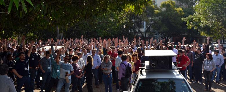 lembrar que foram duas assembleias com quase 500 trabalhadores.