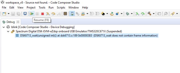 Figura 6: Tela de Console e Problems 2. Finalmente, agora vamos fazer carregar o código binário na placa e rodá-lo. Clique em Run->Debug ou pressione F11. (a) CSS vai mudar do modo edit para o run.