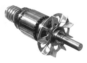 3 Figura 4 - Rotor bobinado. FONTE: (WILDI, 22) Através dos contatos com os anéis do rotor bobinado, é possível inserir resistores, que irão alterar a resistência do rotor.