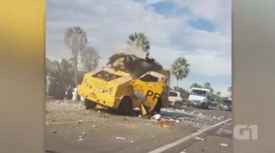 Criminosos explodem carro-forte e funcionários são baleados em rodovia do PI Trânsito ficou lento na região após explosão.