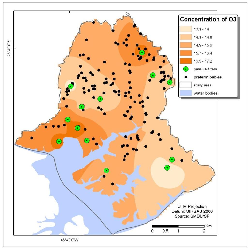 Spatial clusters of preterm deliveries and socioeconomic conditions in São