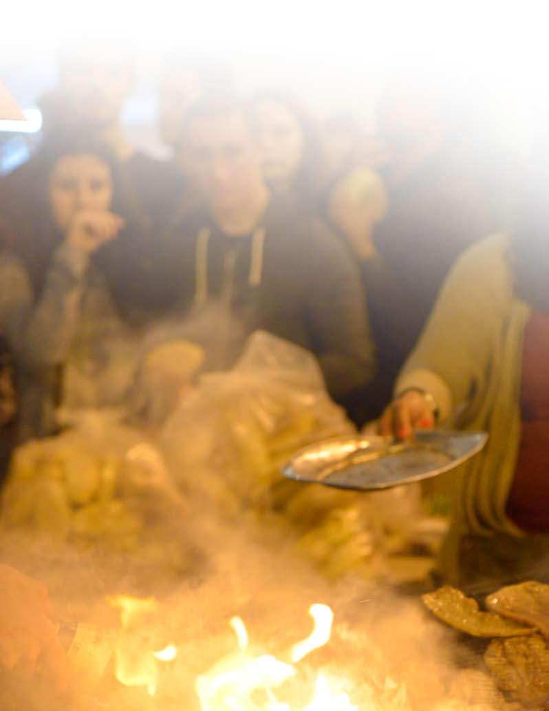 28 de Junho sexta-feira 08h00 Alvorada com salva de 21 morteiros 10h30 Xadrez Gigante Ateneu Popular do Montijo Praça da República 11h00 Arruada com os Batucando e Amigos Organização: Associação