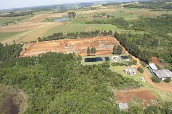 21: Aterro Sanitário da empresa TUCANO em Anchieta