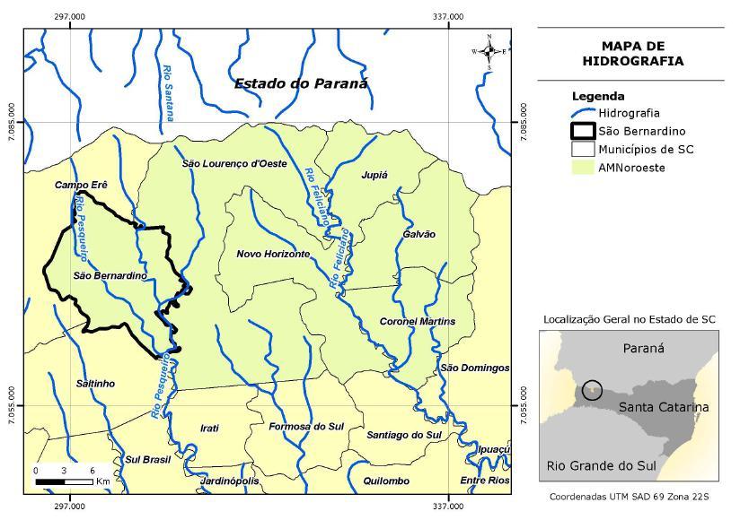 A área onde está inserido o município pertence à Bacia Hidrográfica do Rio Chapecó. Esta Bacia situa-se a oeste de Santa Catarina, abrangendo 52 municípios, com 392.023 habitantes (IBGE 2007).