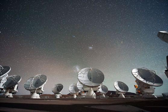 ALMA (Atacama Large Milimetric Array) Rádio-obsevatório milimétrico do ESO