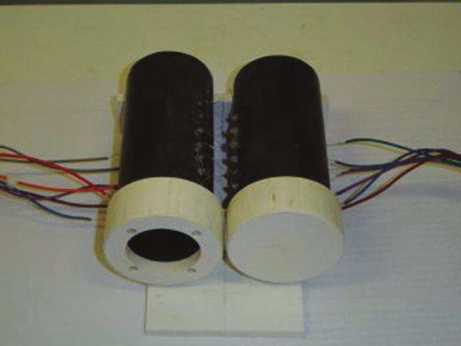 Para isso, foram realizados dois procedimentos: a) calibração da potência do aparelho pela balança de força de radiação (UPM-DT-1&10, Ohmic Instruments, EUA) conforme a norma NBR/IEC 1689 (Associação.