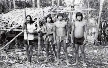 Figura 4.13 Tapayuna em 1970. (Fonte: Centro de documentação do Projeto Xingu/UNIFESP). 4.15 TI PEQUIZAL DO NARUVÔTU A Terra Indígena Pequizal do Naruvôtu foi homologada por decreto em 2016, e a área conta com 27.