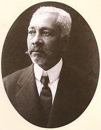 TEODORO SAMPAIO Teodoro Sampaio (1855 1937), engenheiro negro, nascido na Bahia, filho de uma escrava com homem branco.