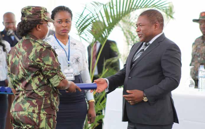 Manter espírito dos entendimentos alcançados para paz O Presidente da República, Filipe Jacinto Nyusi, dirigiu recentemente, a graduação de mais de 100 oficiais superiores das Forças Armadas de