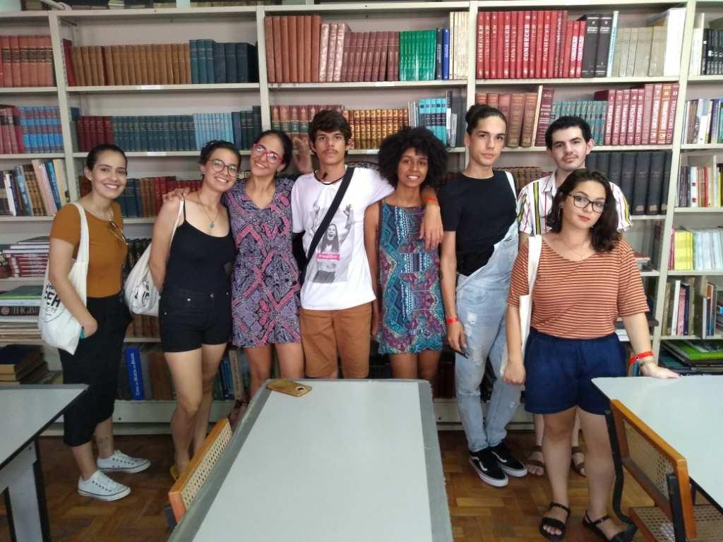 VISITA DE ALUNOS DA UNIVERSIDADE FEDERAL DO GOIÁS No dia 17 de abril de 2019, alunos do curso de História da Universidade Federal do Goiás estiveram visitando o Instituto Histórico e Geográfico