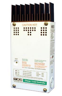 energia (Figura 2.13). CDC-01. CDC-02. Figura 2.13 Controladores de carga do ST1. Fonte: XANTREX (2001) e XANTREX (2002).