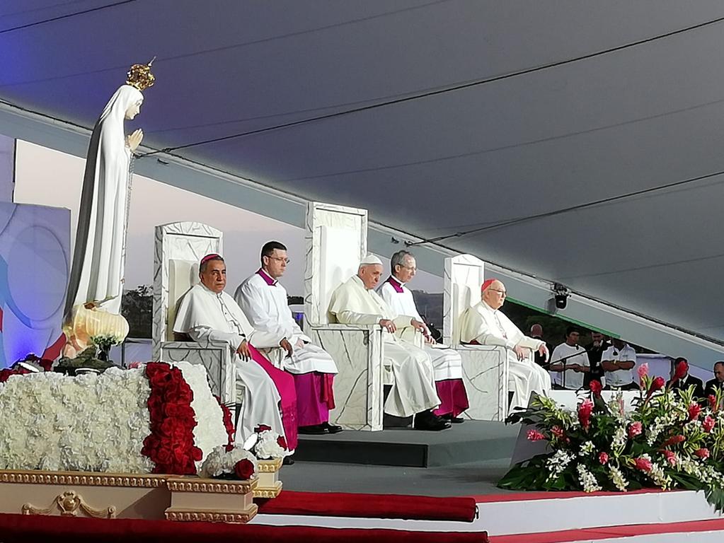 30 de março, 2019 A Virgem Peregrina levou a luz de Fátima ao mundo e agora acende-a em Portugal para todo o mundo, afirma Arcebispo do Panamá A Virgem Peregrina levou a luz de Fátima ao mundo e