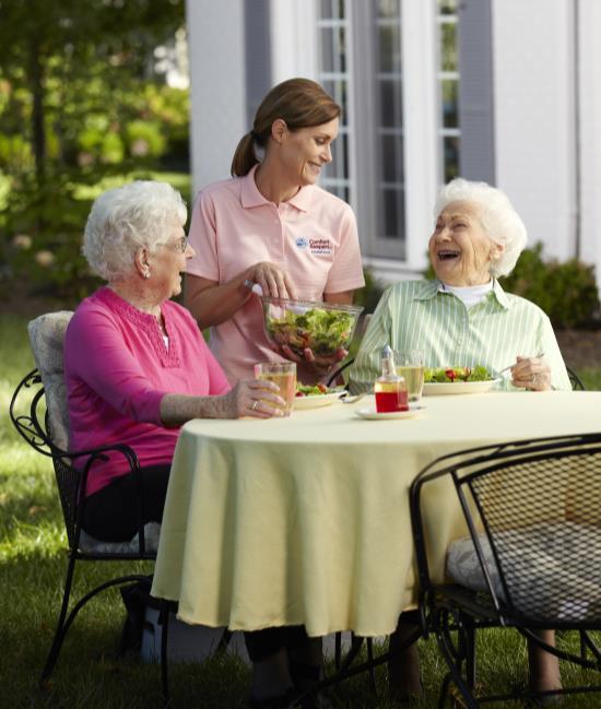 O Que Distingue a Comfort Keepers Porto Funcionamento 24 horas de Segunda a Domingo, 365 dias por ano Respostas continuadas ou pontuais (altas hospitalares,