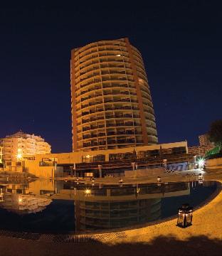 A cozinha está equipada. A acomodação tem uma casa de banho privativa. É fornecida uma televisão de ecrã plano com canais por satélite.