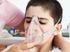 ASMA. O que é asma? É uma doença que afecta todas as raças e grupos etários, A asma assume actualmente uma enorme im portância