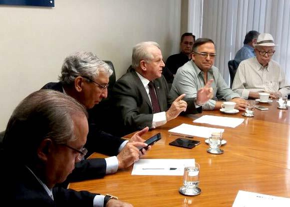 FIEG Reunião com sindicatos e de diretoria plena Vice-presidente da Fieg e presidente do Sindicato das Indústrias de Alimentação de Anápolis (SindAnápolis), o empresário Wilson de Oliveira