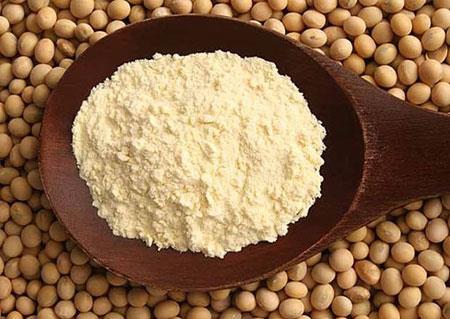 A fixação biológica de N em Soja com Bradyrhizobium Grãos de soja: 36-38 % de proteína; Cada 1000 kg de grãos requerem 83 kg de N; Considerando 5000 kg/ha, ~415 kg de N;