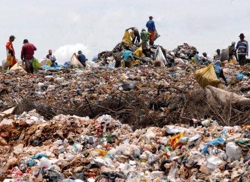 Lixão do Alvarenga Antiga área de disposição descontrolada de resíduos: de 1972 a 1997.