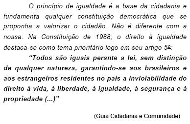 Está clara e correta a redação da seguinte frase: 1) Viver em círculos fechados é o que muita gente gosta apesar de serem pouco beneficiados em razão disto.