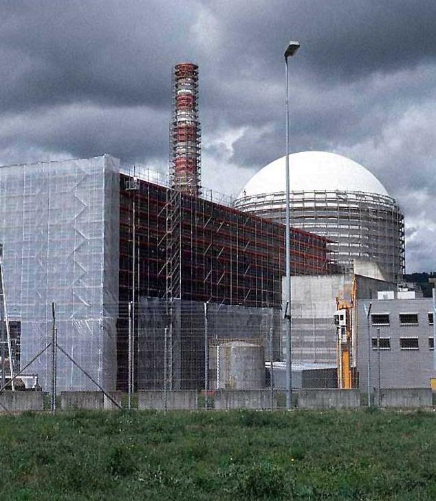 CENTRAL NUCLEAR COM 6 REATORES INVESTIMENTO TOTAL R$ 42 Bilhões CAPACIDADE INSTALADA 6600 MW FATOR DE CAPACIDADE De 85% a 90% PRODUÇÃO ANUAL BRUTA 50,58 Milhões de MWh RECEITA ANUAL