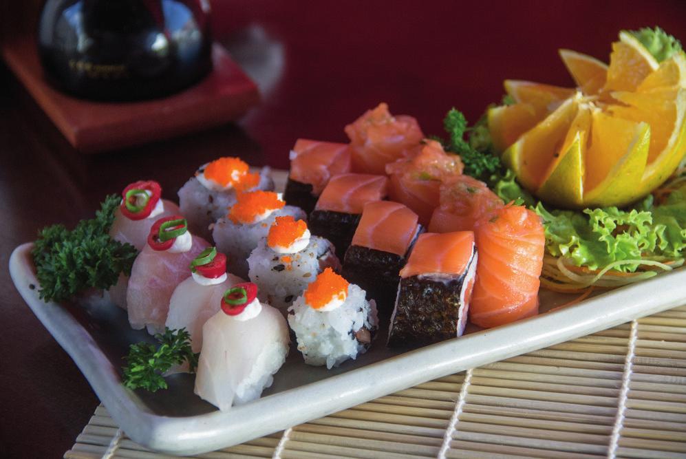 SUSHI Sushi Simples (16 unidades) 38,90 16 sushis variados Sushi especial (20 unidades) 48,90 12 sushis variados, 2 uramakis, 4 hossomakis e 2 ovas Sushi Salmão (16 unidades) 39,90 6 sushis, 4