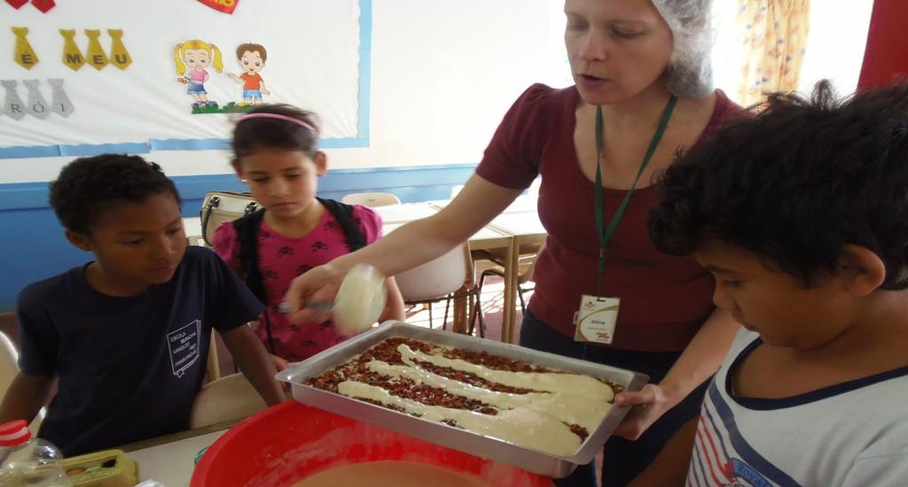 Educação Nutricional para o Ensino Fundamental Projeto Educando com a Horta Escolar & Gastronomia Aula