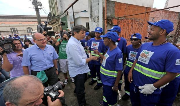 dos usuários e a recuperação da área de maneira autoritária e violenta, provocando