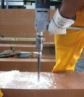 A grande quantidade de fibras de vidro pode causar um desgaste muito rápido das ferramentas de processamento Broca: Deve ser usada uma broca para materiais metálicos ou em qualidade WIDIA Limpador a