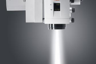 W, com lâmpadas e placas independentes. O microscópio muda automaticamente para o segundo sistema de iluminação quando necessário.