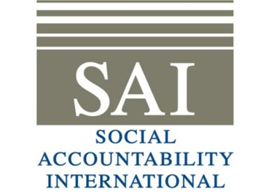 Social Accountability International A SAI é uma organização multi-stakeholder sem fins lucrativos, criada em 1997 para promover os direitos humanos dos trabalhadores, condições de trabalho decentes,