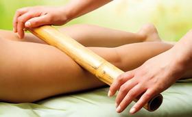 Esta massagem à base de técnicas de digito-pressão terapêuticas que promovem o alívio de tensões musculares acumuladas pelo stress do dia a dia.