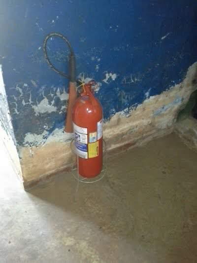 Imagem(3): Descrição(3): Extintor de incêndio instalado Imagem(4): Descrição(4): Protocolo de solicitação de renovação de outorga Informações