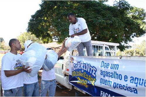 maior (um caminhão, Kombi,