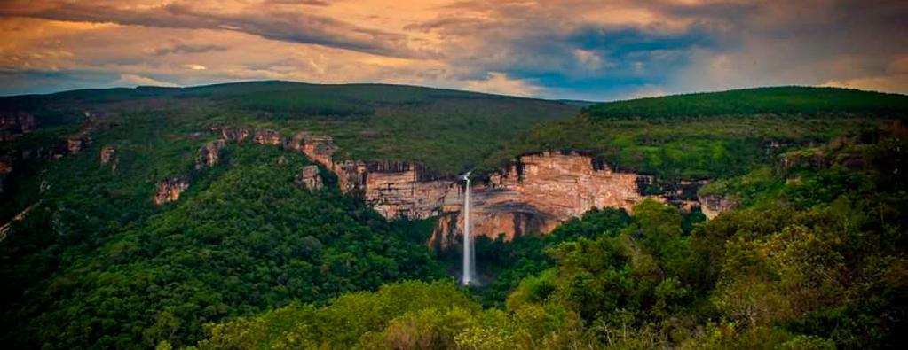 Sengés Categoria Cidades Publicado em 23/04/2019 Cachoeira do Corisco - Foto: Fran Camargo / Prefeitura de Sengés O PARAÍSO ESPERA POR VOCÊ!