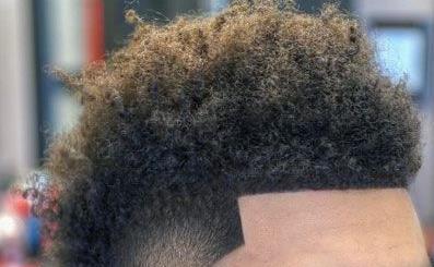 Cabelo Temp Fade O cabelo temp fade é um tipo de cabelo muito usado pelos jogadores de basquete.