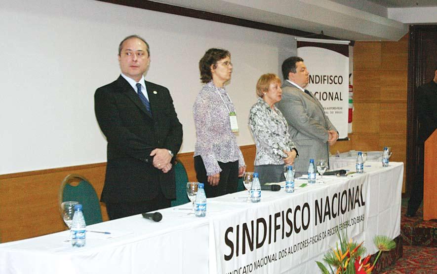 Abertura Seminário reúne 230 pessoas em Belo Horizonte para discutir Previdência Social Pública e Lei Orgânica do Fisco O seminário Lei Orgânica do Fisco, Autonomia da Receita Federal do Brasil e