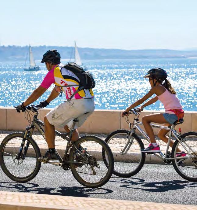 ª edição da Corrida da Linha Cascais Médis powered by Destak. O Marginal sem Carros implicou o corte de trânsito entre a praia da Torre e Caxias.