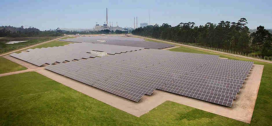 MAIOR USINA SOLAR DO BRASIL A usina solar da Tractebel é atualmente a maior usina solar do Brasil em operação comercial.