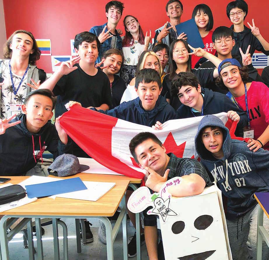 Junte-se a nossa Colônia de Férias para Preparação de Carreira (13 a 17 anos), onde você pode desenvolver suas competências em inglês e de carreira e ter uma experiência verdadeiramente canadense!