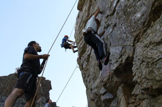 organizará uma prova de escalada de dois dias para todos os escalões no mês de outubro em dia a definir conforme o calendário competitivo da FPME.