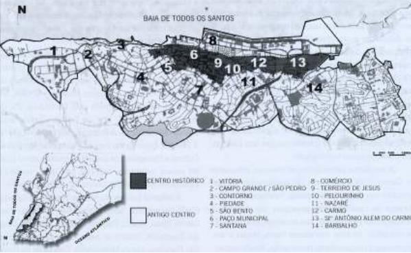 O Centro de Salvador é composto de duas áreas. A primeira é o Centro Histórico, área tombada pelo IPHAN com uma população, em 2006, de 13.520 habitantes. A outra parte é o Antigo Centro, com 53.
