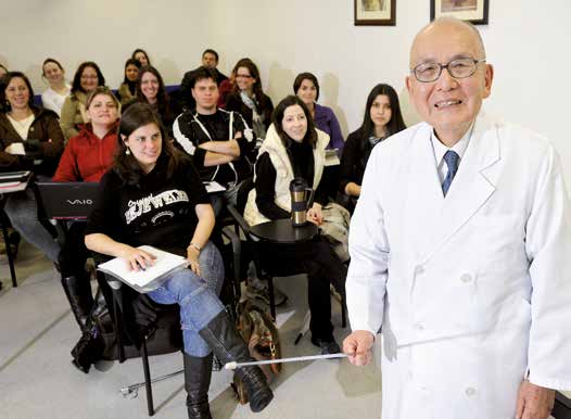 REPORTAGEM DE CAPA Minha vocação é evangelizar os intelectuais Aos 87 anos, Yukio Moriguchi continua lecionando no Instituto de Geriatria e Gerontologia, do qual foi fundador.