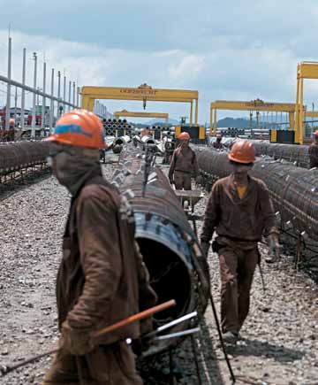 São dois projetos de infraestrutura de transportes e logística que podem ser classificados sem risco de incorrer em exagero como cruciais.