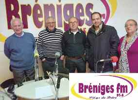 Brive-la-Gaillarde, na frequência 95,6 FM, está no ar desde os anos 80, e pretende divulgar um pouco da música e da cultura portuguesas pela Comunidade existente na região de Brive, de uma forma