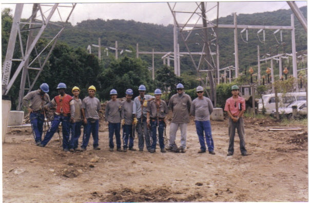 NR 10 - Segurança em Instalações e Serviços em Eletricidade (curso básico) Poucas atividades são tão perigosas quanto o trabalho em instalações elétricas.