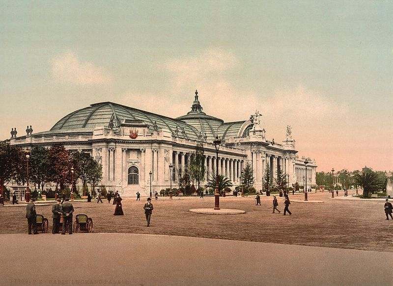 O Concurso O Grand Palais começou a ser construído em 1897 para abrigar a Exposição Universal de 1900, envolvendo um complexo processo de gestação no qual participaram vários arquitetos.