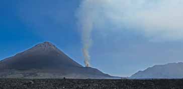 erupção até a uns 800 metros, que aqui fica. Em 1995, o derrame de lava ficou relativamente próximo mas não destruiu nada na Portela, conta o geólogo.