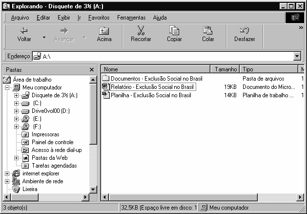 QUESTÃO 11 A figura acima mostra uma janela do Windows Explorer que está sendo executado em um computador cujo sistema operacional é o Windows 98.